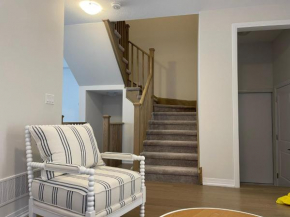 4 Bedroom Detach Home in Cambridge